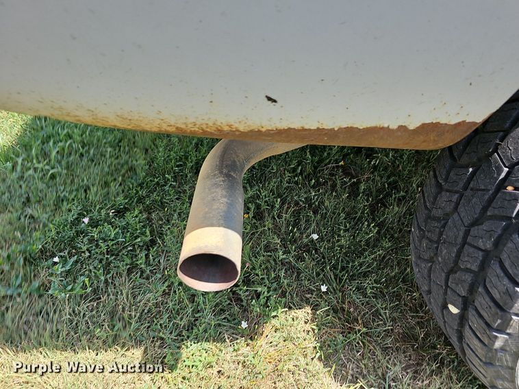 image for item DN8531 2000 Chevrolet Silverado 1500  pickup truck