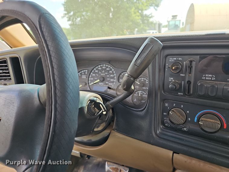 image for item DN8531 2000 Chevrolet Silverado 1500  pickup truck