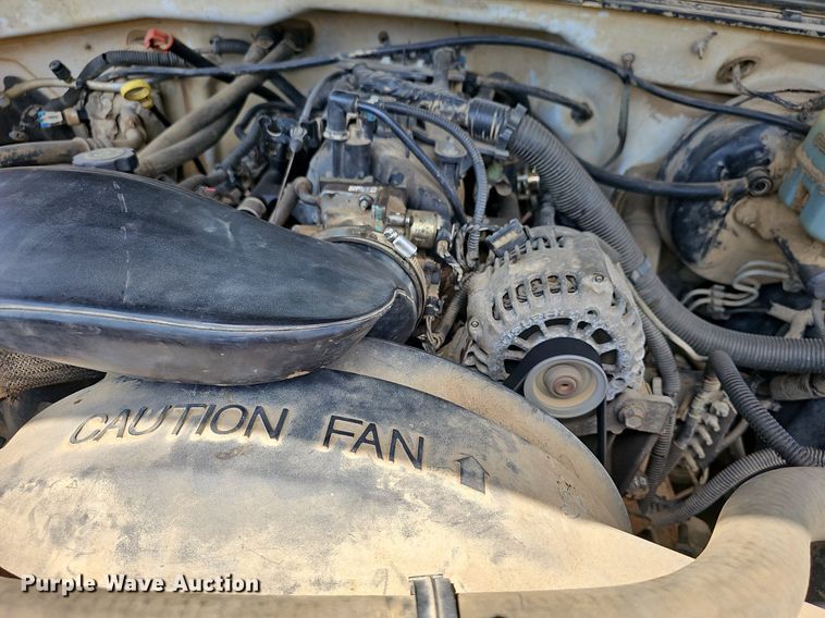 image for item DN8531 2000 Chevrolet Silverado 1500  pickup truck