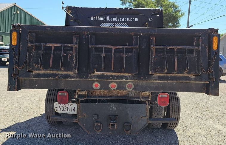image for item DN8572 2009 GMC C5500  dump truck
