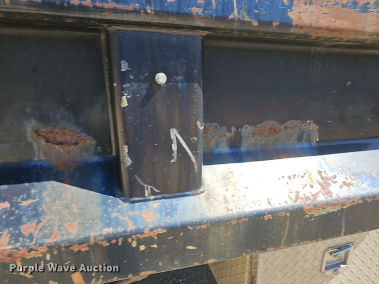 image for item DN8572 2009 GMC C5500  dump truck