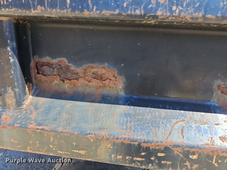 image for item DN8572 2009 GMC C5500  dump truck