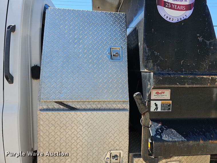 image for item DN8572 2009 GMC C5500  dump truck