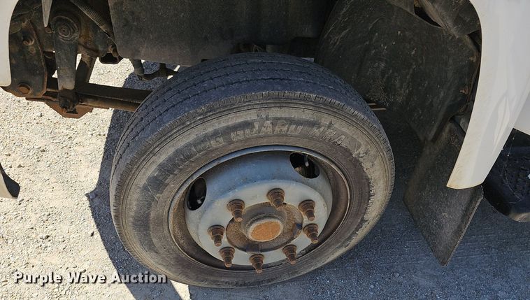 image for item DN8572 2009 GMC C5500  dump truck