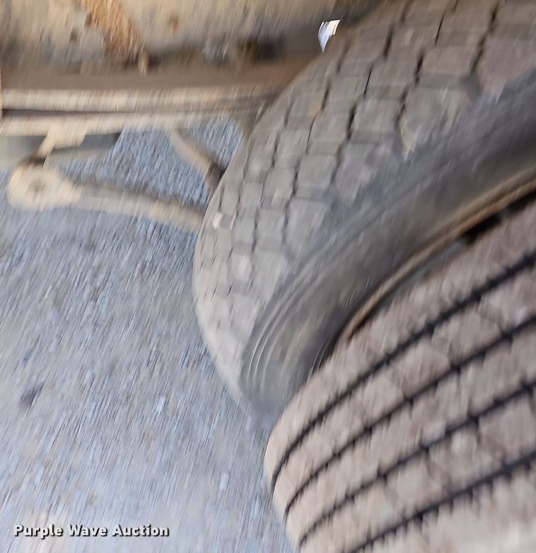 image for item DN8572 2009 GMC C5500  dump truck