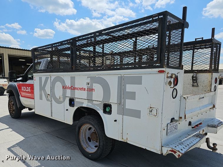 image for item DN8574 2013 Ford F450 Super Duty  utility / service truck