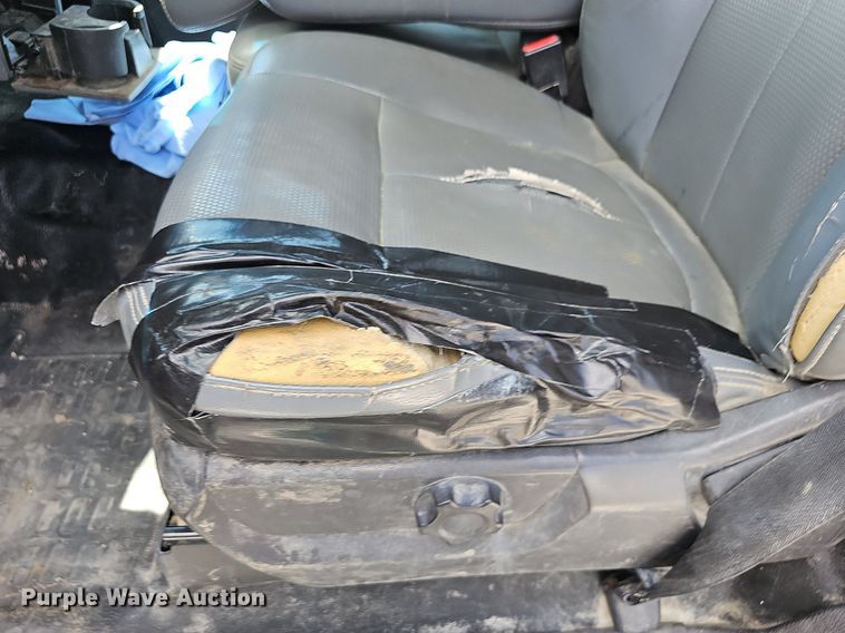 image for item DN8574 2013 Ford F450 Super Duty  utility / service truck