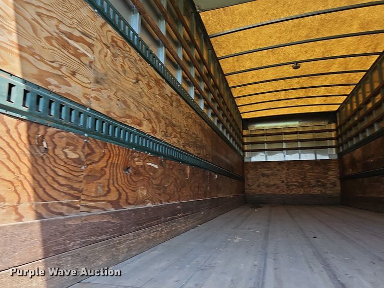 image for item DN8611 2004 GMC C7500  delivery truck