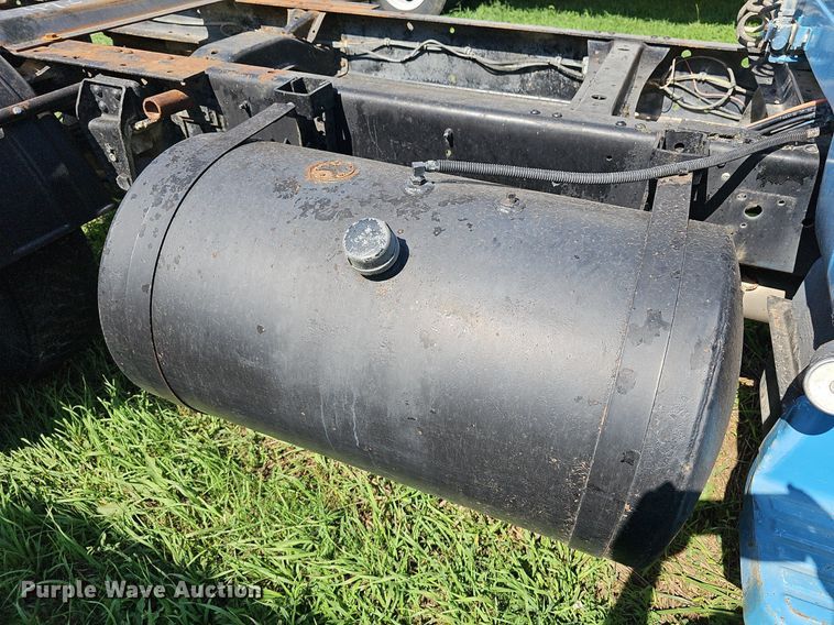 image for item DN8616 1978 Chevrolet Custom Deluxe 65  truck cab and chassis