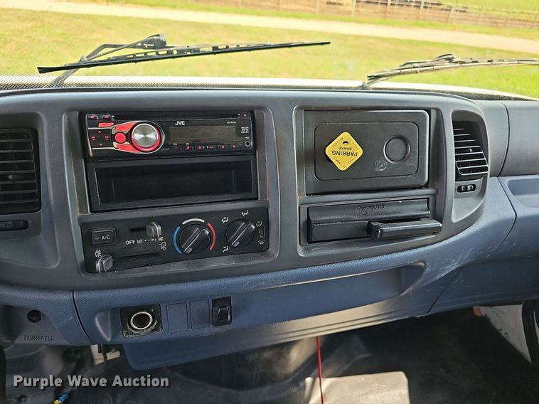 image for item DN8618 2007 Hino 338  delivery truck