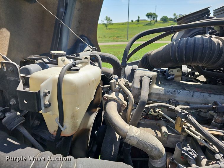 image for item DN8618 2007 Hino 338  delivery truck