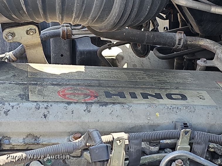 image for item DN8618 2007 Hino 338  delivery truck