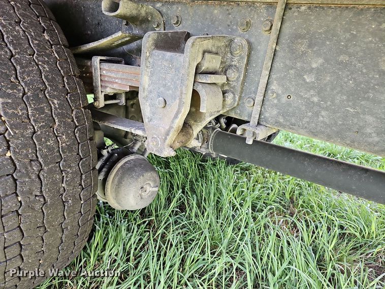 image for item DN8618 2007 Hino 338  delivery truck