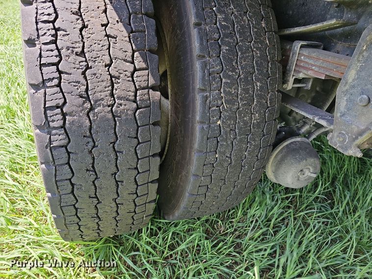 image for item DN8618 2007 Hino 338  delivery truck