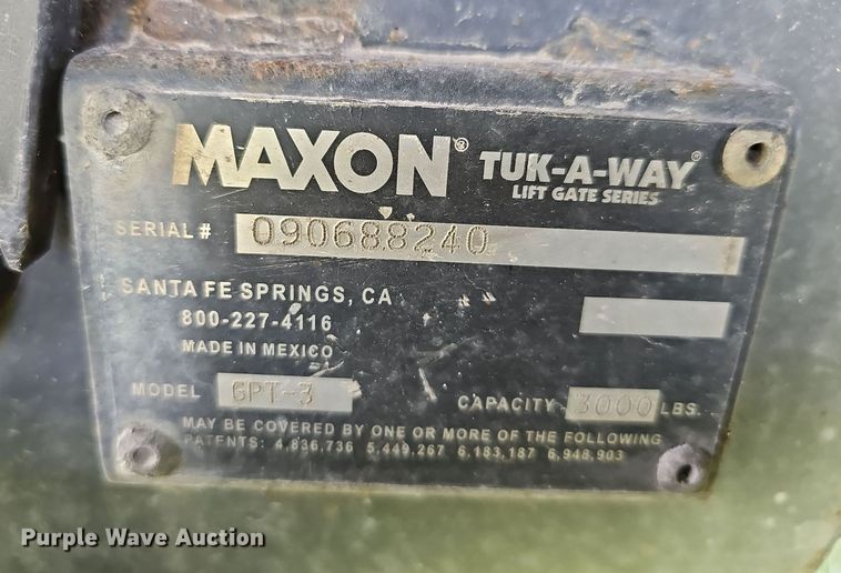 image for item DN8618 2007 Hino 338  delivery truck