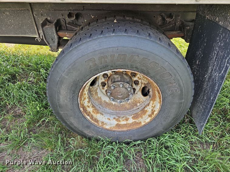 image for item DN8618 2007 Hino 338  delivery truck