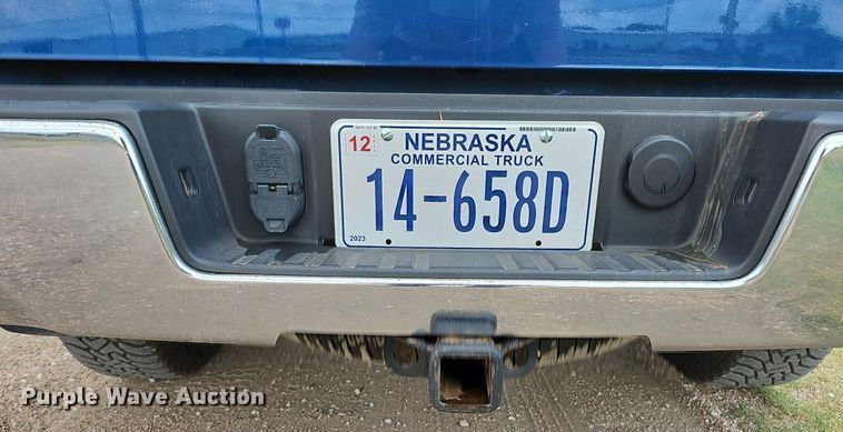 image for item DO2875 2017 Chevrolet Silverado 1500  Crew Cab pickup truck