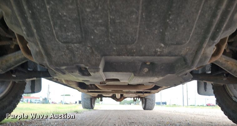 image for item DO2875 2017 Chevrolet Silverado 1500  Crew Cab pickup truck