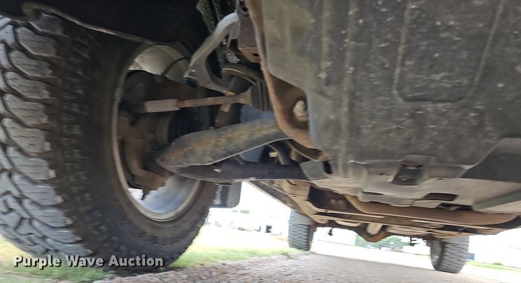 image for item DO2875 2017 Chevrolet Silverado 1500  Crew Cab pickup truck