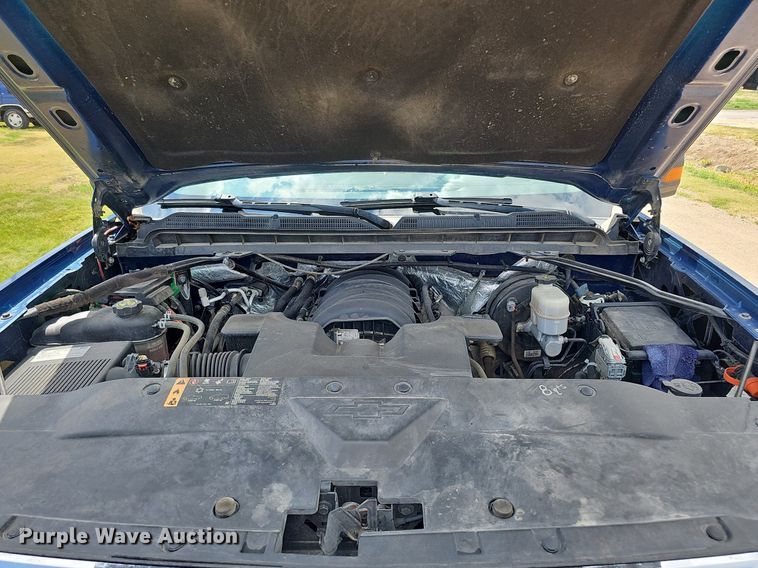 image for item DO2875 2017 Chevrolet Silverado 1500  Crew Cab pickup truck