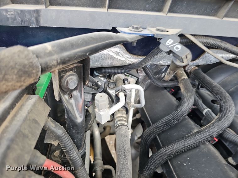 image for item DO2875 2017 Chevrolet Silverado 1500  Crew Cab pickup truck