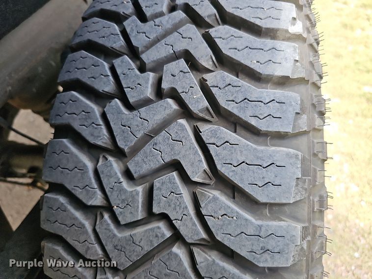 image for item DO2875 2017 Chevrolet Silverado 1500  Crew Cab pickup truck