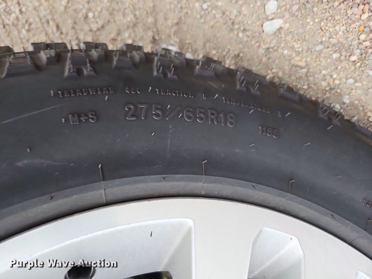 image for item DO2875 2017 Chevrolet Silverado 1500  Crew Cab pickup truck