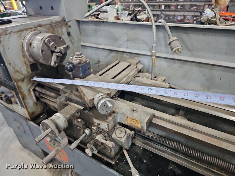 image for item DO2880 South Bend Company  metal lathe