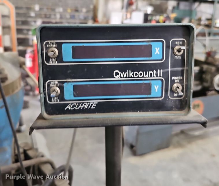 image for item DO2881 Bridgeport 44641  milling machine