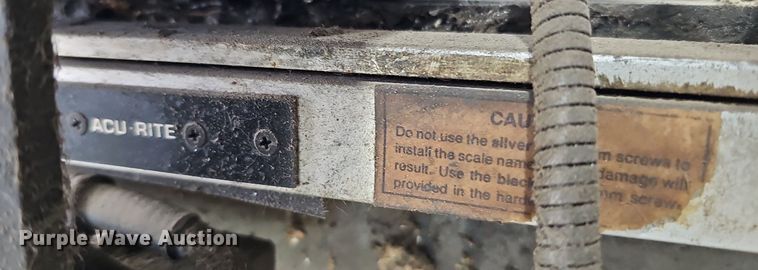 image for item DO2881 Bridgeport 44641  milling machine