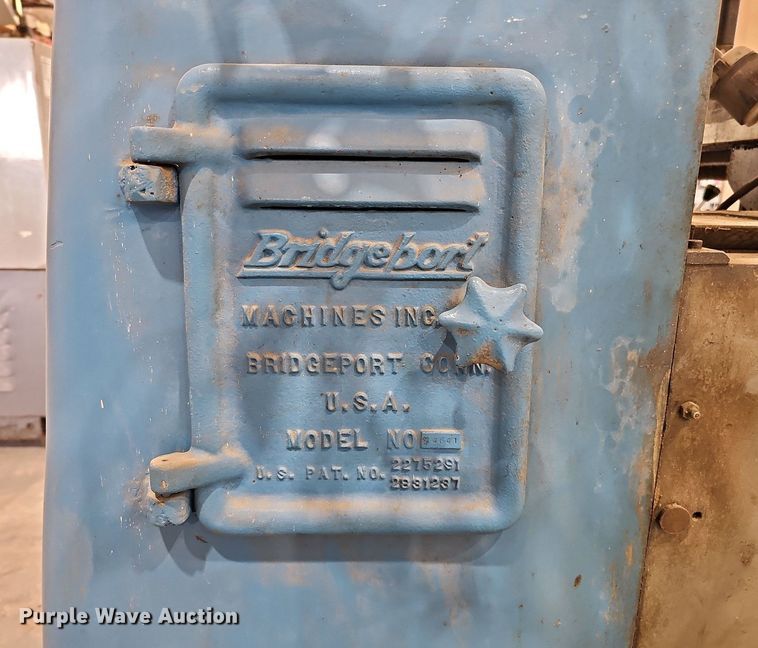 image for item DO2881 Bridgeport 44641  milling machine