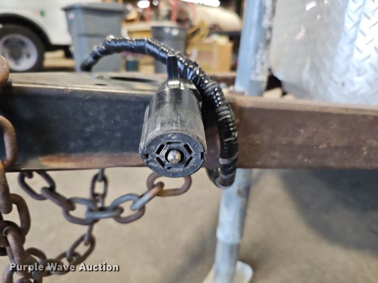 image for item DO2908 2012 H&H  enclosed cargo trailer