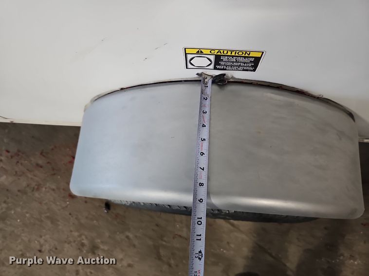 image for item DO2908 2012 H&H  enclosed cargo trailer