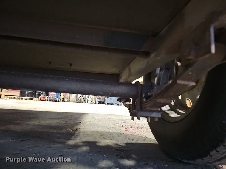 image for item DO2908 2012 H&H  enclosed cargo trailer