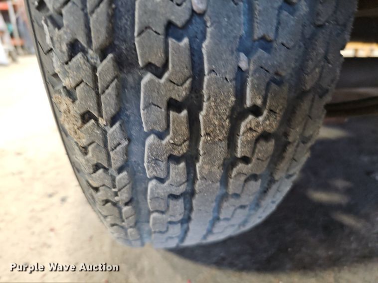 image for item DO2908 2012 H&H  enclosed cargo trailer