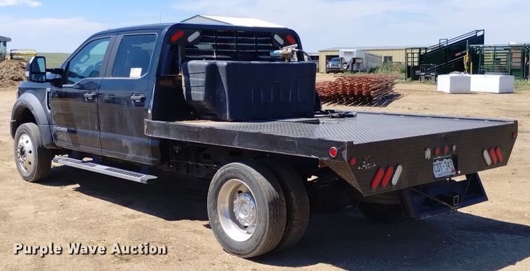 image for item DP3322 2018 Ford F450 Super Duty  Crew Cab flatbed truck