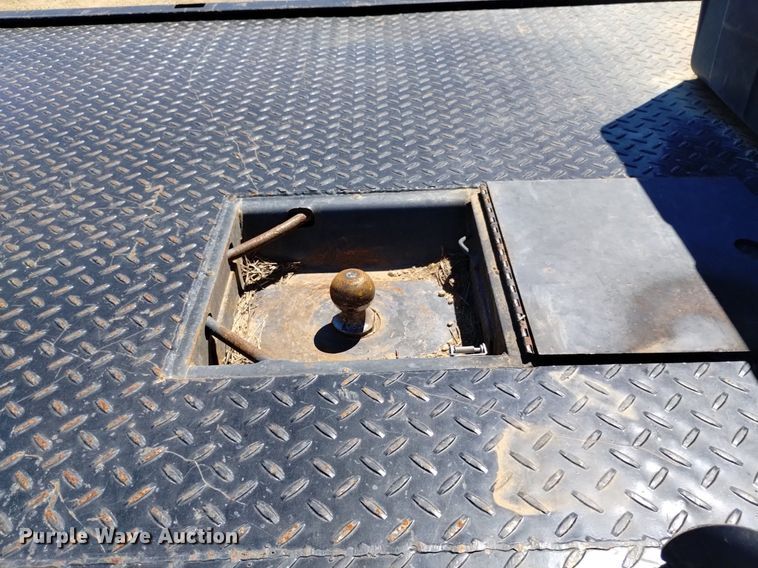 image for item DP3322 2018 Ford F450 Super Duty  Crew Cab flatbed truck