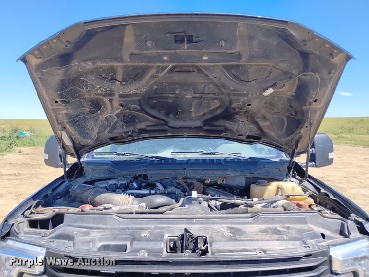 image for item DP3322 2018 Ford F450 Super Duty  Crew Cab flatbed truck