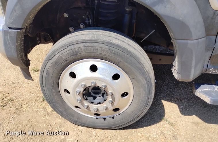 image for item DP3322 2018 Ford F450 Super Duty  Crew Cab flatbed truck