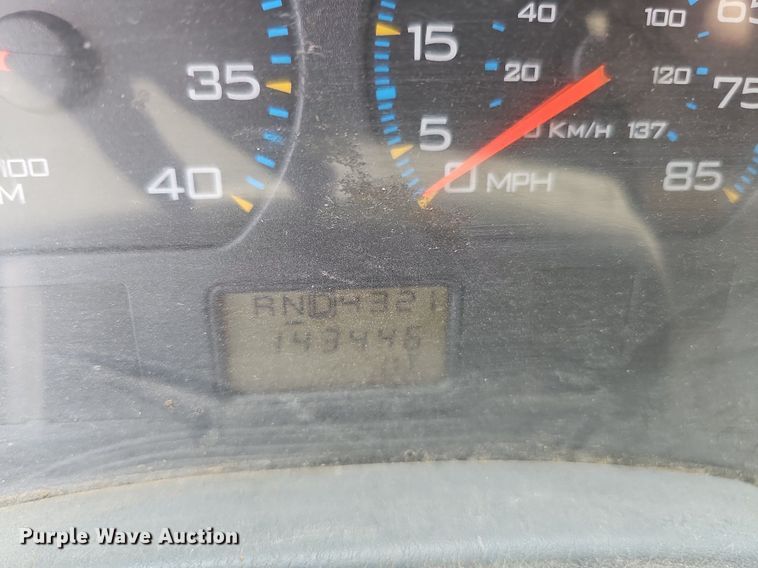 image for item DQ0088 2004 International 4300  refuse truck