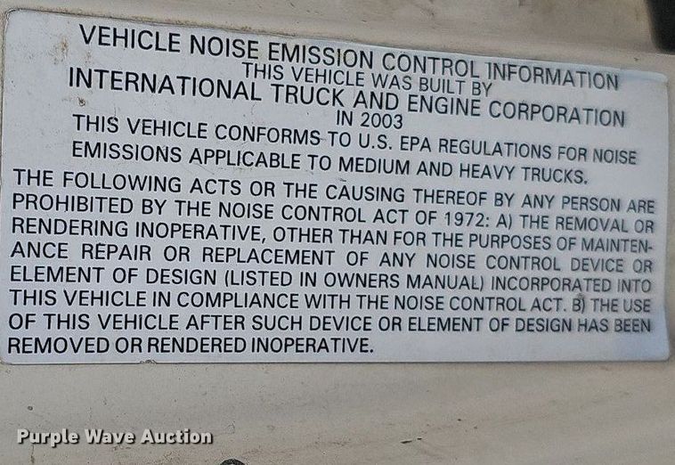 image for item DQ0088 2004 International 4300  refuse truck