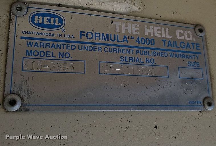 image for item DQ0088 2004 International 4300  refuse truck