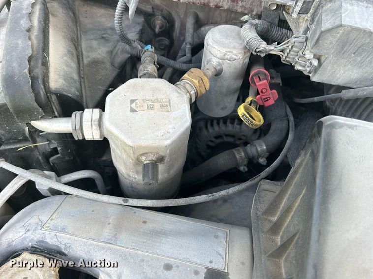 image for item DQ0845 2002 GMC Safari  van