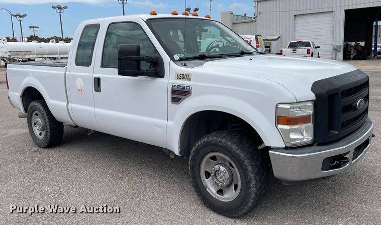 image for item DQ2934 2008 Ford F250 Super Duty XL  SuperCab pickup truck