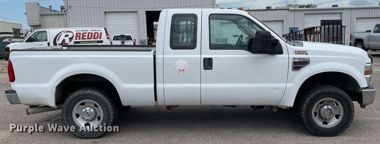 image for item DQ2934 2008 Ford F250 Super Duty XL  SuperCab pickup truck