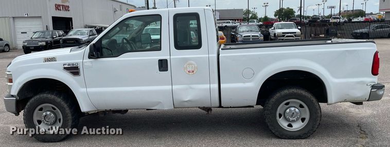image for item DQ2934 2008 Ford F250 Super Duty XL  SuperCab pickup truck