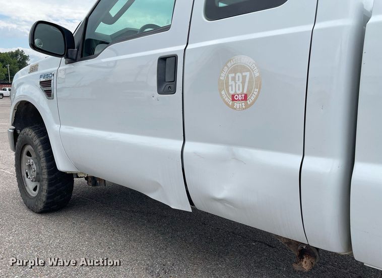 image for item DQ2934 2008 Ford F250 Super Duty XL  SuperCab pickup truck