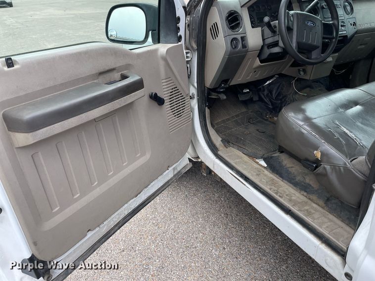 image for item DQ2934 2008 Ford F250 Super Duty XL  SuperCab pickup truck