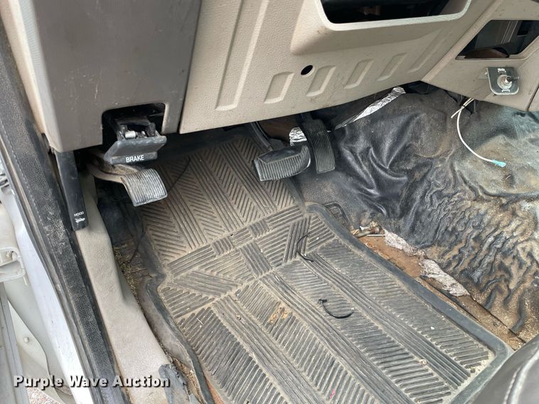 image for item DQ2934 2008 Ford F250 Super Duty XL  SuperCab pickup truck