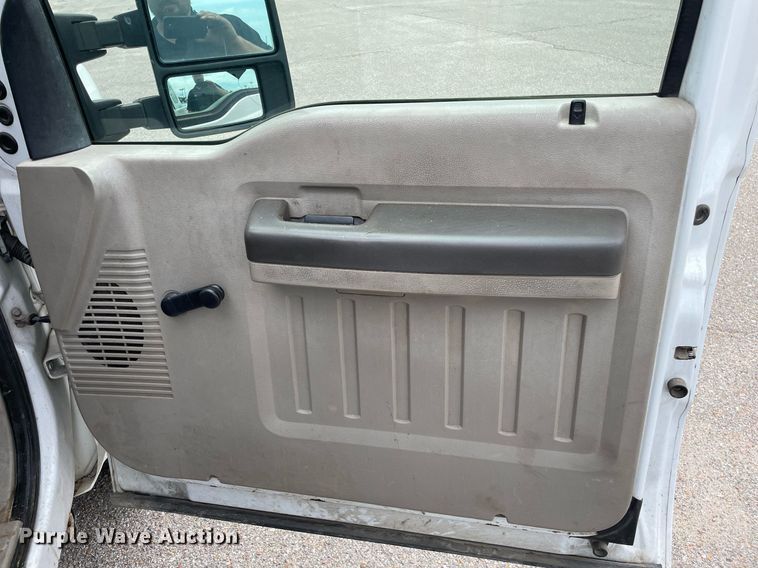 image for item DQ2934 2008 Ford F250 Super Duty XL  SuperCab pickup truck